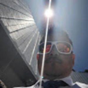 Meet your Posher, Efrain